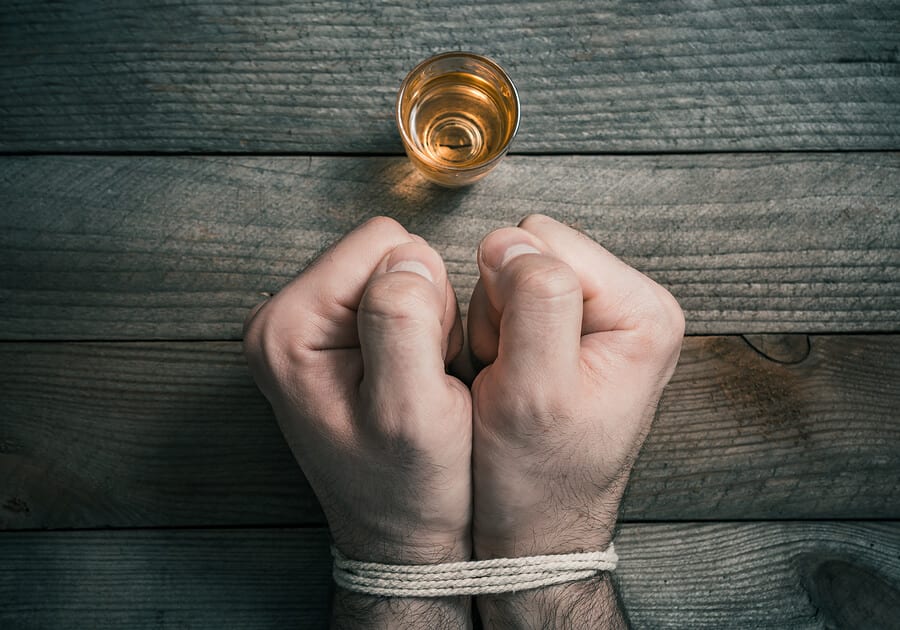 How Does Outpatient Alcohol Treatment Work?